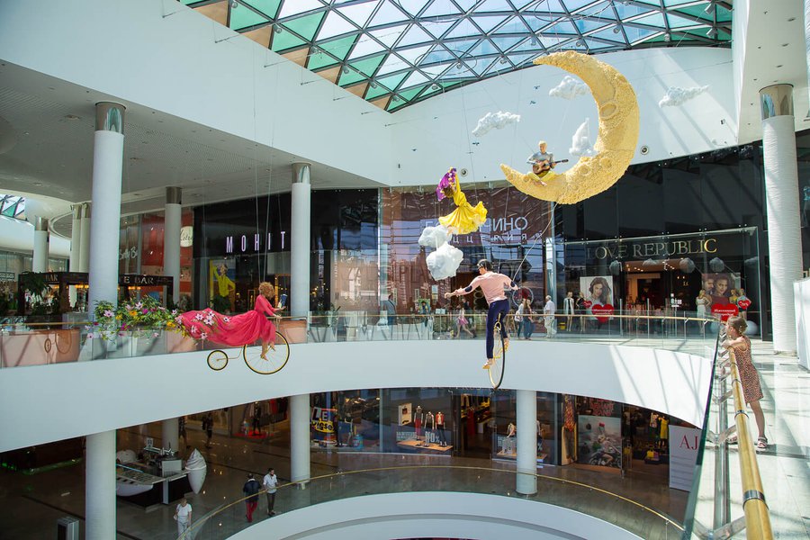 Summer decorations 2015 for the Ocean Plaza shopping mall