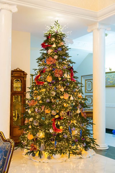 New Year's decoration "Flowers in the middle of winter"
