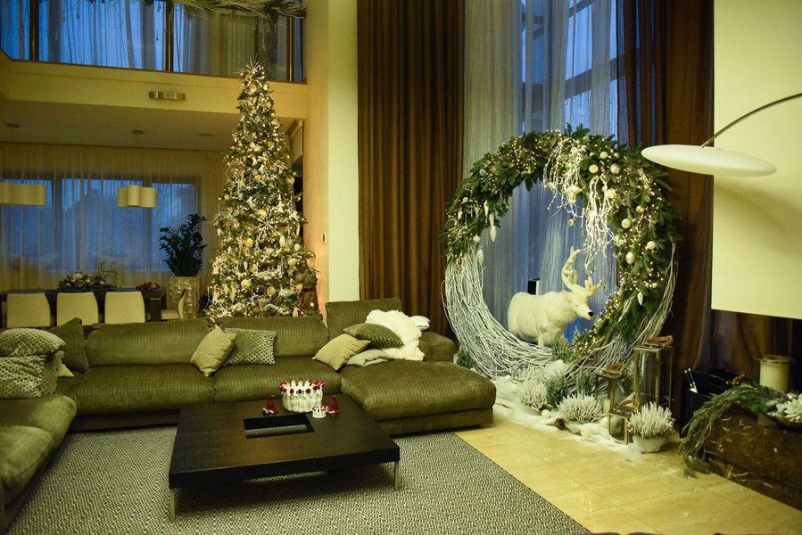 Apartment Christmas decoration in the Scandinavian style