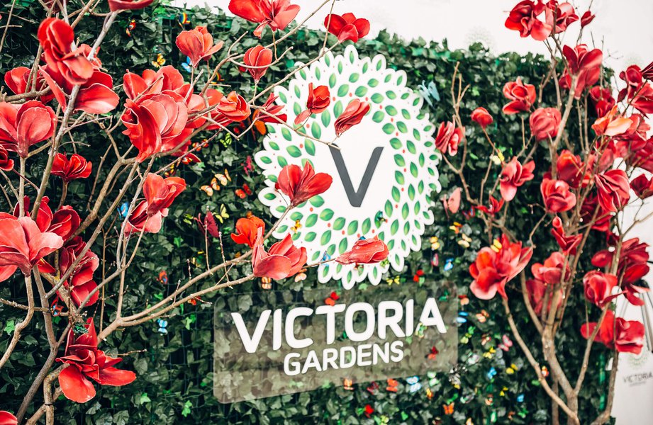 Фотозона для ТРЦ Victoria Gardens