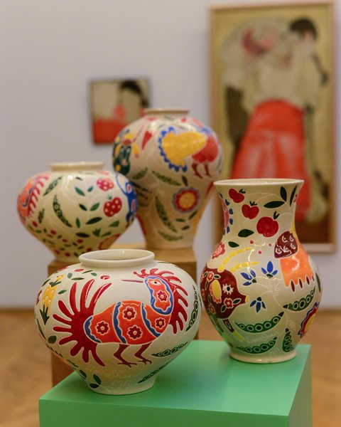 Collection of vases "Mary's Garden: based on the paintings of Maria Prymachenko