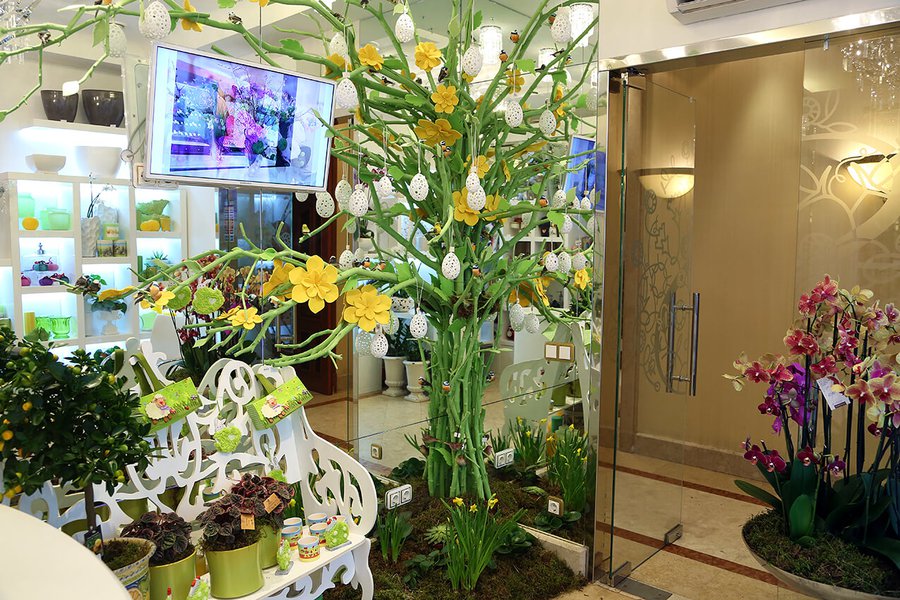 Easter installations
