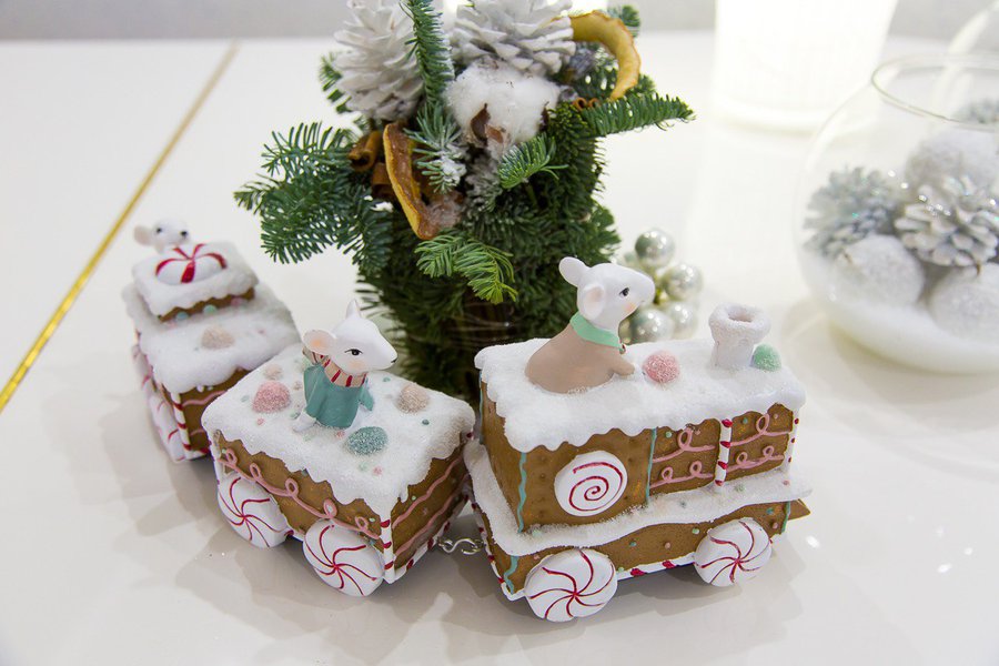 Snow-white fairy tale in private decoration
