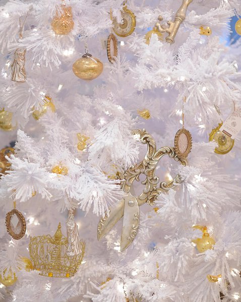 New Year Decoration for LoraShen Boutique at Hyatt Regency Kyiv 2016