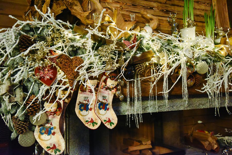 Alpine-Styled Home Decoration