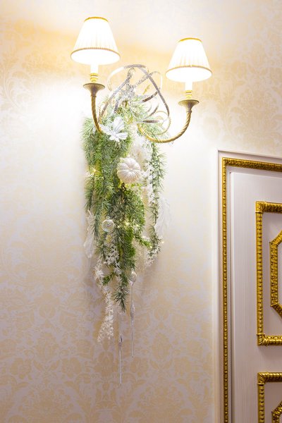 New Year's decoration "Flowers in the middle of winter"