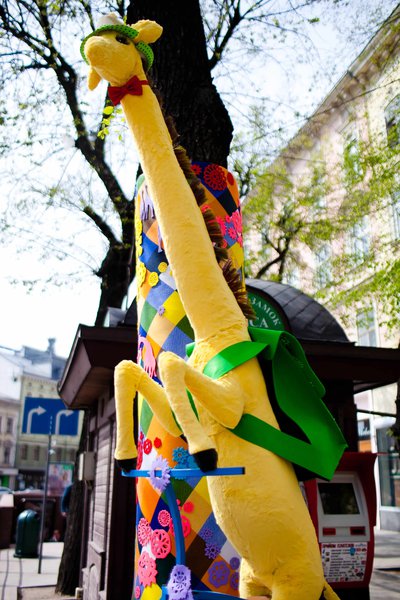 Summer decoration for Lviv Roshen Store 2016