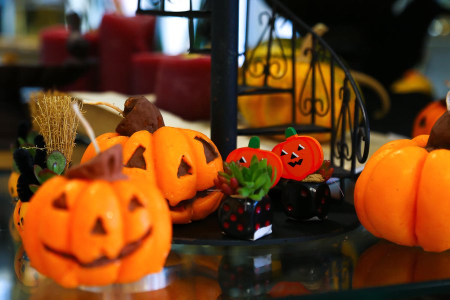 Оформлення до Halloween бутика LoraShen в Hyatt Regency Kiev 2016