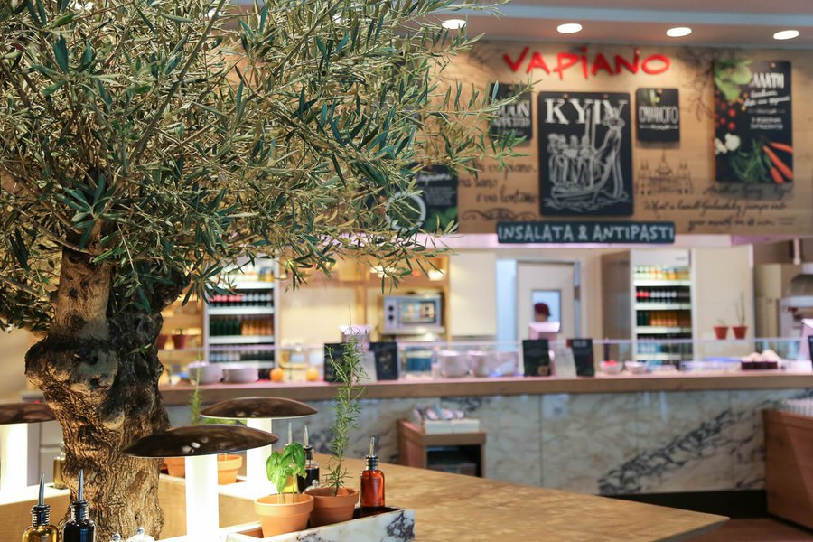 Озеленение ресторана VAPIANO