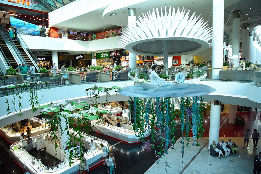 Summer decorations 2016 for the Ocean Plaza shopping mall