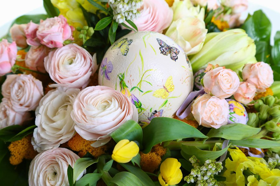 Easter collection of floristry and decor