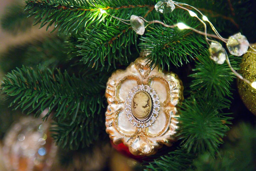 Red and Gold Decoration