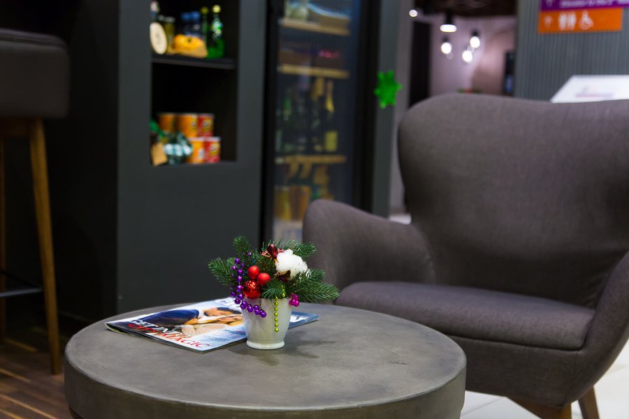 Новорічне оформлення готелю Park INN 2018