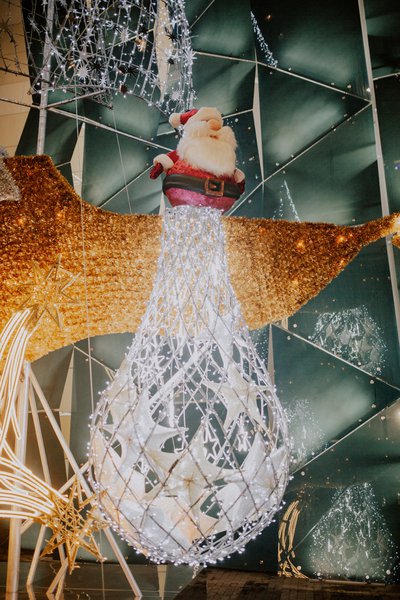 New Year decorations for the River Mall
