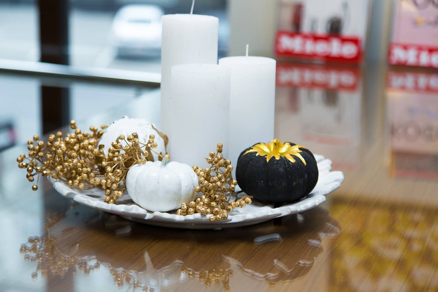 Оформлення до Halloween в бутіку Miele 2017