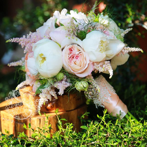 Collection of wedding bouquets