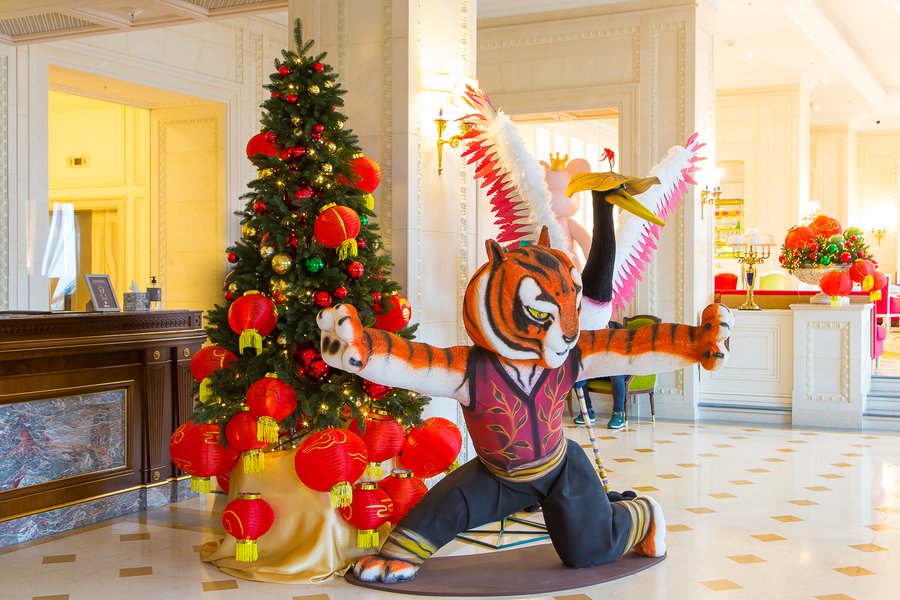 New Year's "Kung Fu Panda" for the Fairmont Grand Hotel