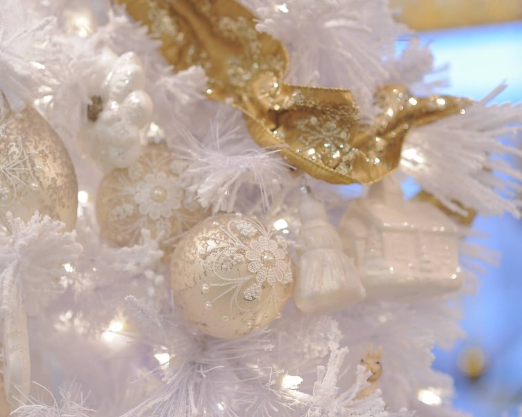 New Year Decoration for LoraShen Boutique at Hyatt Regency Kyiv 2016