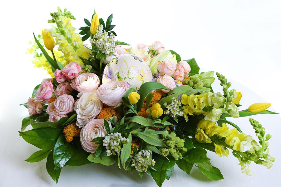 Easter collection of floristry and decor