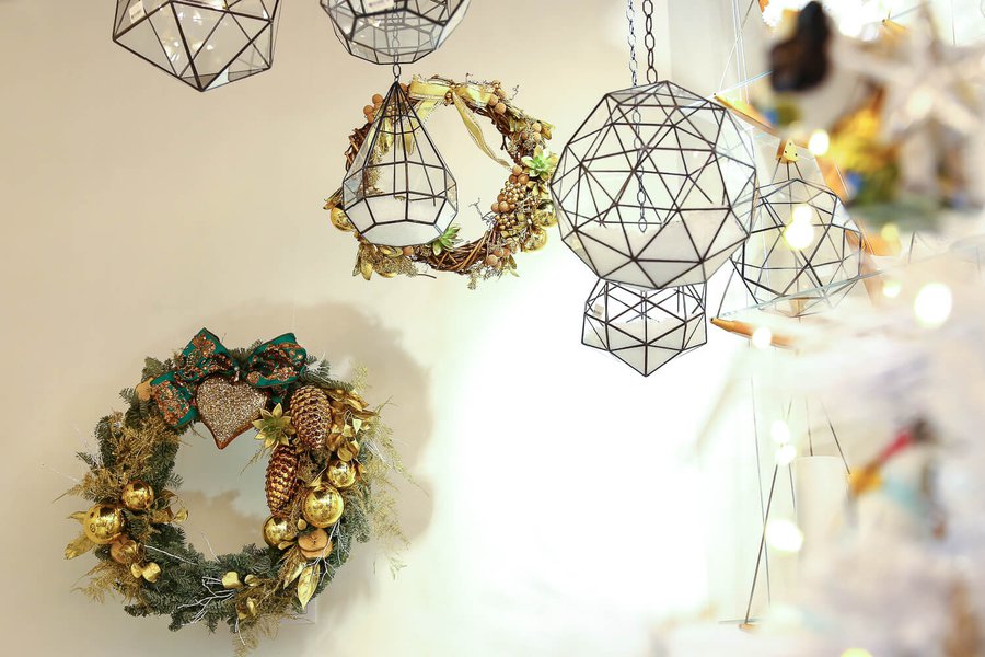 New Year Decoration for LoraShen Boutique at TSUM 2016