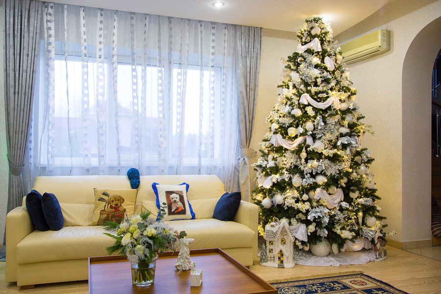 Snow-white fairy tale in private decoration