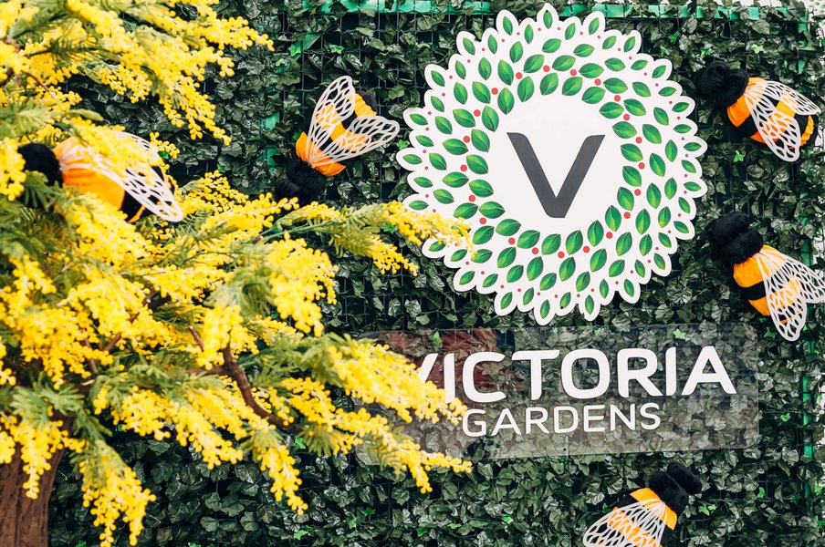 Фотозона для ТРЦ Victoria Gardens