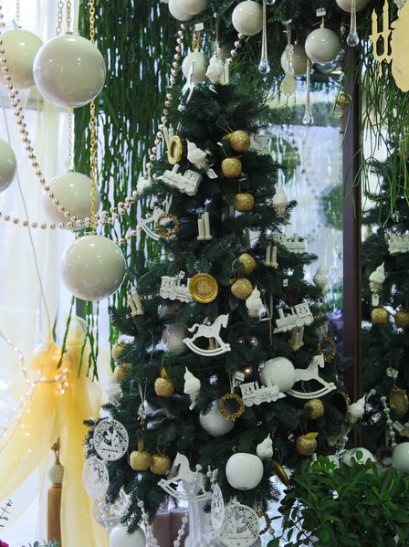 New Year Decoration for LoraShen Boutique at Hyatt Regency Kyiv 2015