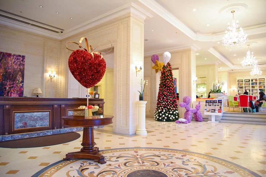 Новорічне оформлення готелю Fairmont Grand Hotel 2017