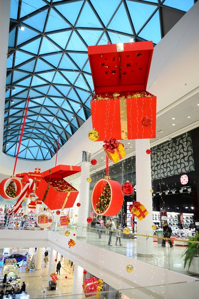 Elf story for Ocean Plaza shopping center