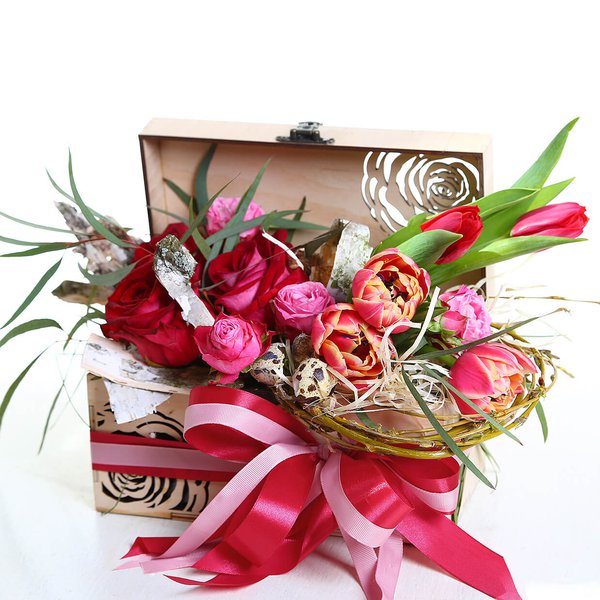 Easter collection of floristry and decor