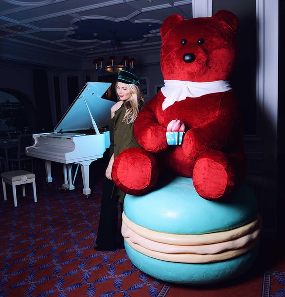 Новорічне оформлення готелю Fairmont Grand Hotel 2016