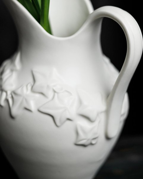Collection of Nordic Ivy ceramics