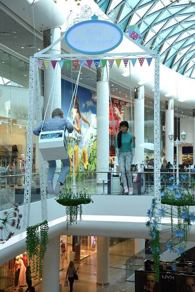 Summer decorations 2016 for the Ocean Plaza shopping mall