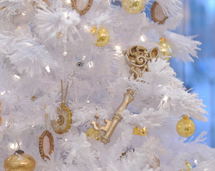 New Year Decoration for LoraShen Boutique at Hyatt Regency Kyiv 2016