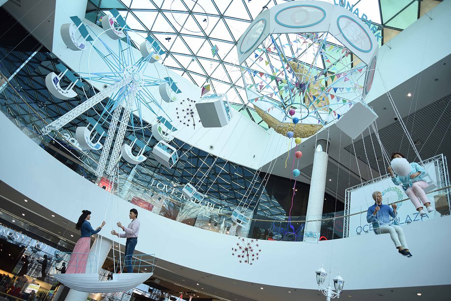 Summer decorations 2016 for the Ocean Plaza shopping mall