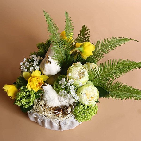 Easter collection of floristry and decor