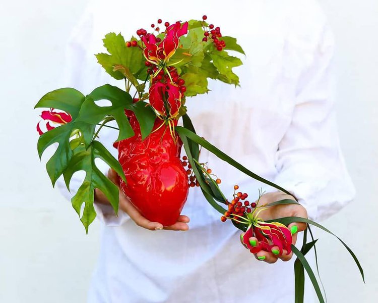 Collection of ceramic vases "Heart"