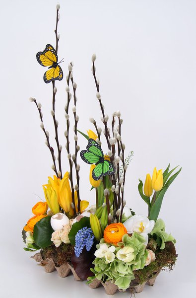 Easter collection of floristry and decor