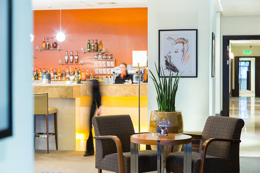 Озеленення лобі-бару готелю Hyatt Regency Kiev