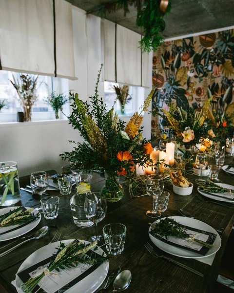 Портфолио: Ukrainian ethnic floral arrangement, but in the modern way