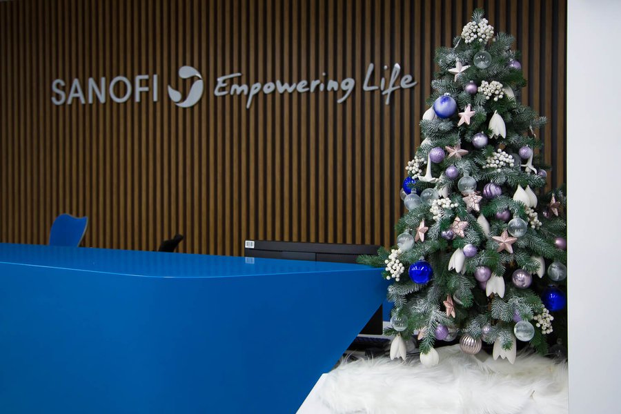 Новорічне оформлення офісу Sanofi 2017