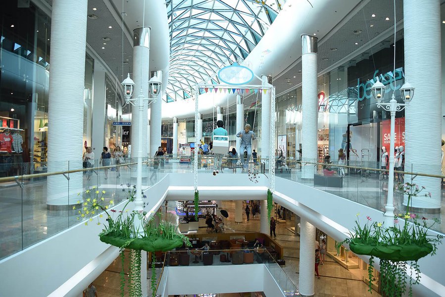 Summer decorations 2016 for the Ocean Plaza shopping mall