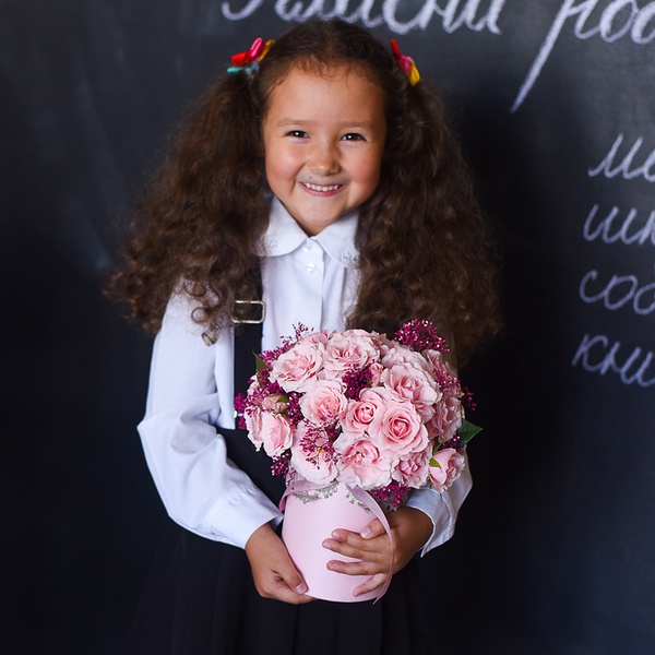 Flower pink composition with gypsophila