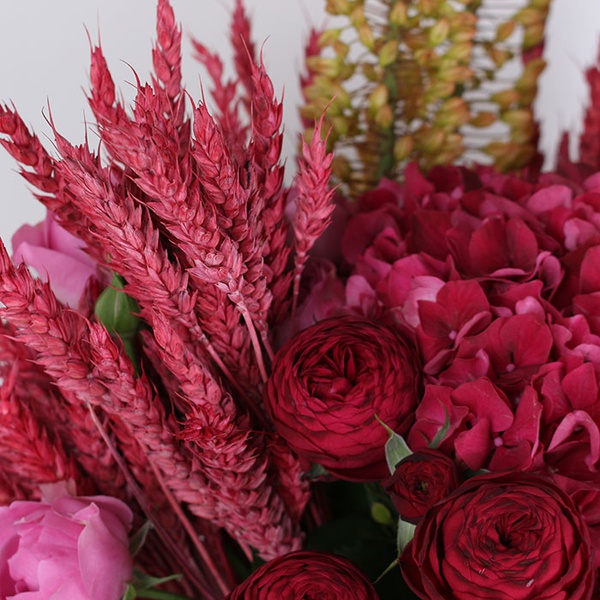 Bouquet "Crimson Autumn"