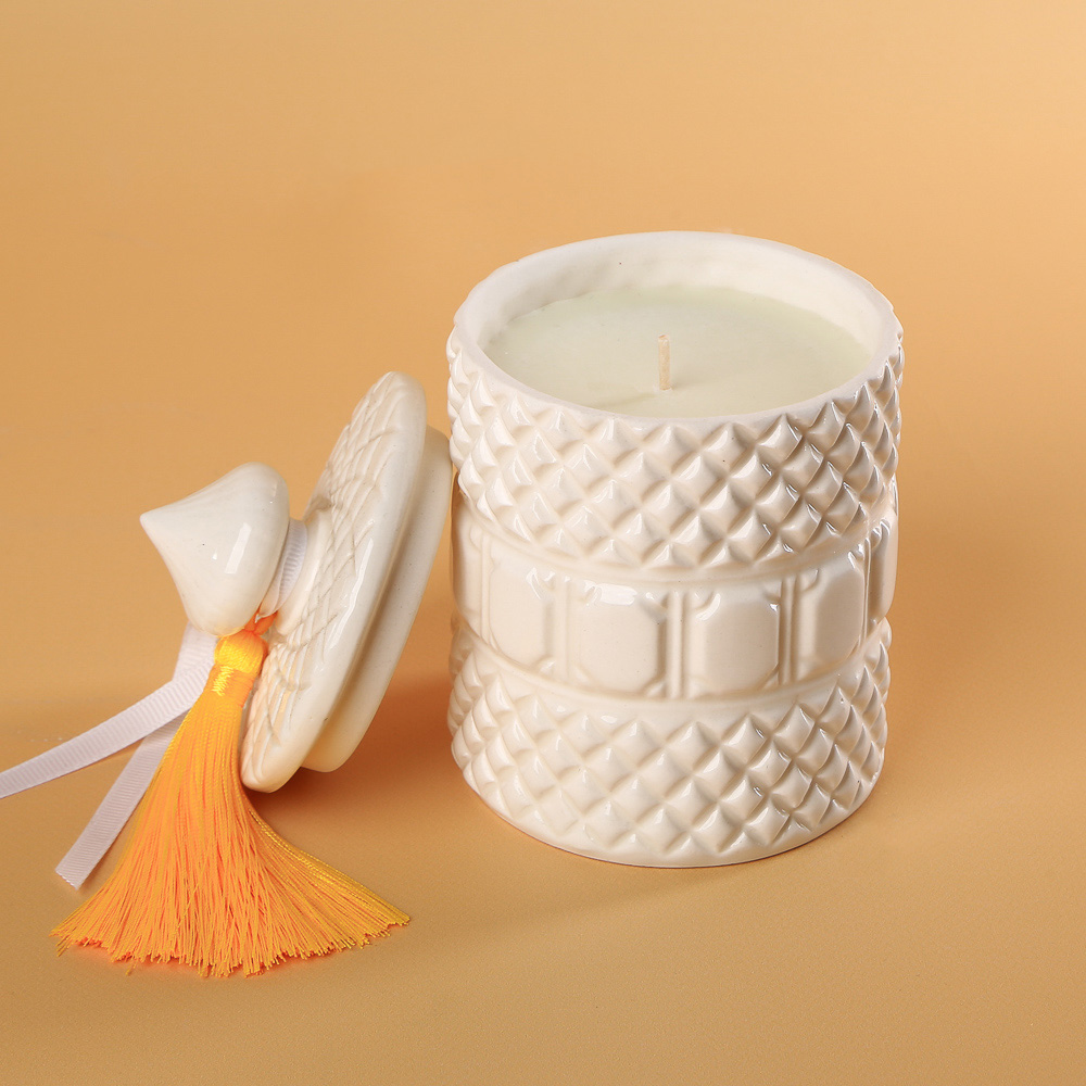 Scented candle in a ceramic glass with a lid