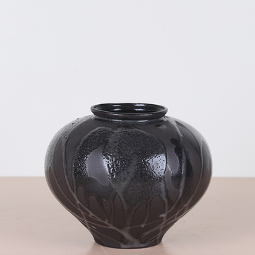Ваза GORSHCHYK small, чорна