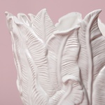 Керамічна ваза "Botanical Touch" біла з отворами