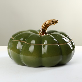 Керамічний гарбуз зелений з кришкою із золотом