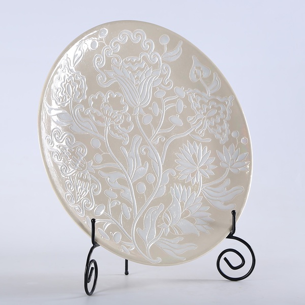 HETMANS'KA plate white with mother-of-pearl L