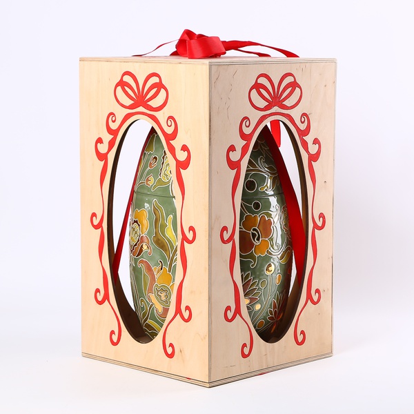 Ceramic egg - box "Hetmanskaya" green with gold L